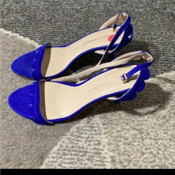 Shoes - Picture 2 of 3